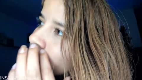     liaaa 4u online show from December 2024 03:36:02 AM