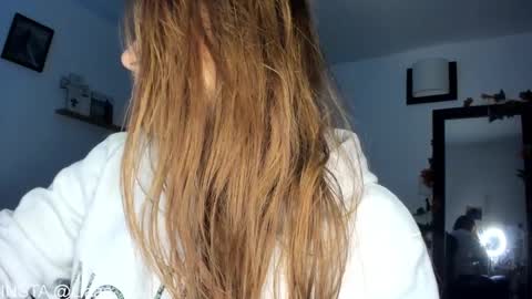     liaaa 4u online show from December 2024 09:54:02 PM