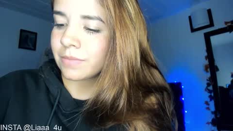     liaaa 4u online show from January 2025 02:25:01 AM