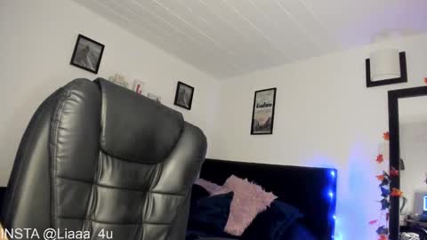     liaaa 4u online show from February 2025 01:30:02 AM