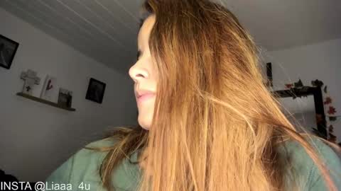     liaaa 4u online show from February 2025 03:45:02 AM