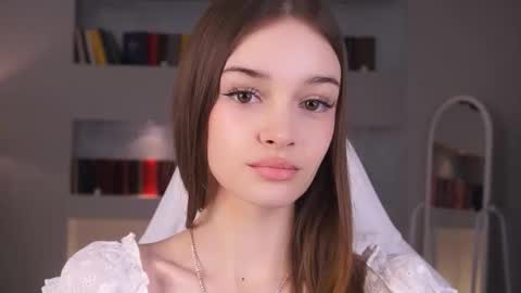 Snapshot of _moonlit_melody_ chatting on February 2026 04:17:01 PM Margo online show from February 2026 04:17:01 PM