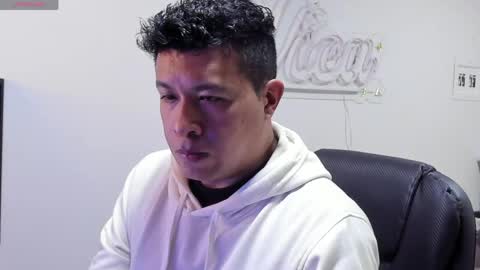 Panda  online show from April 2026 10:29:02 PM