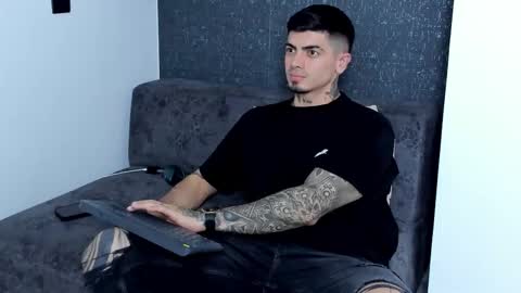 _mrcock_ online show from February 2026 02:04:02 AM