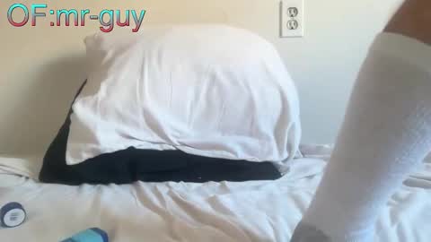 Snapshot of _mrguy_ chatting on February 2026 08:36:01 PM _mrguy_ online show from February 2026 08:36:01 PM