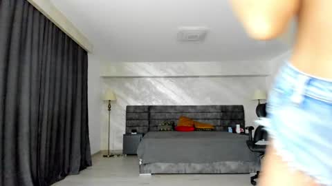 Maya online show from February 2025 08:33:02 AM