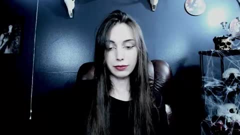 _naamah online show from November 2025 08:09:01 PM