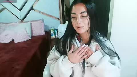 Snapshot of _natashaa19 chatting on March 2025 12:04:02 PM Natasha Rodriguez independent model online show from March 2025 12:04:02 PM