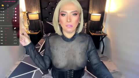 _natashacooper_ online show from June 2026 11:03:01 AM
