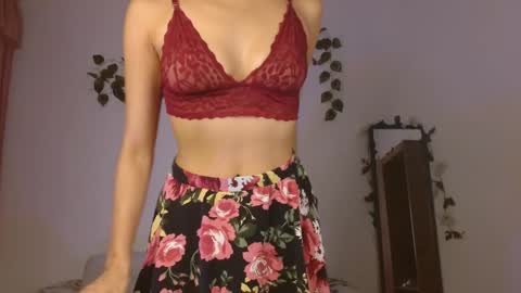 _nayade_ online show from December 2024 10:10:01 PM