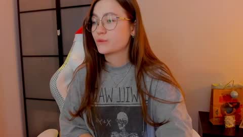 Mia with a big heart  online show from January 2025 06:17:01 AM