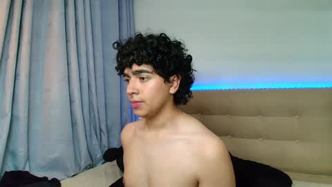 Snapshot of _nickconnor1 chatting on December 2024 03:49:01 AM Nicolas online show from December 2024 03:49:01 AM