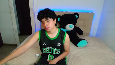 Snapshot of _nickconnor1 chatting on January 2025 08:52:02 PM Nicolas online show from January 2025 08:52:02 PM