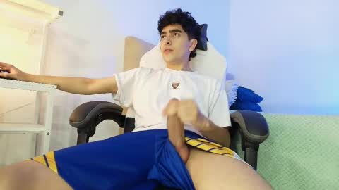 Snapshot of _nickconnor1 chatting on October 2025 02:01:02 AM Nicolas online show from October 2025 02:01:02 AM