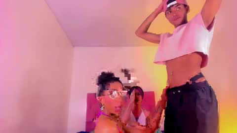 Nicky  Please help me with your thumbs up its importan online show from April 2026 10:59:02 PM