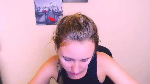 Nica online show from July 2026 02:13:01 PM