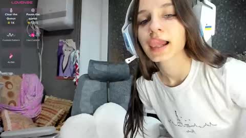 Nika online show from January 2026 03:50:01 PM