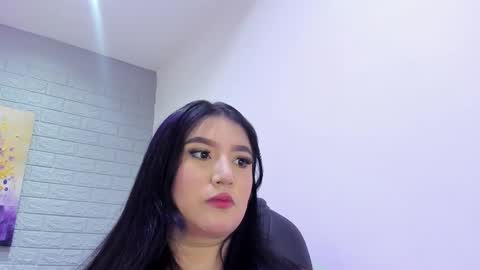   online show from December 2025 12:10:02 PM