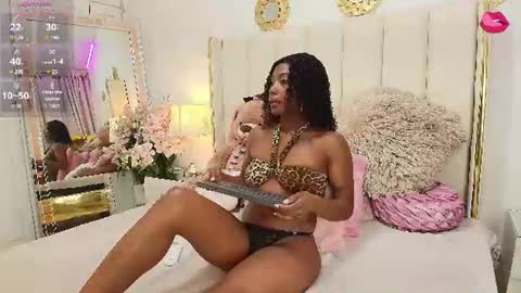 Snapshot of _ninafox_ chatting on June 2026 08:22:02 PM ninafox online show from June 2026 08:22:02 PM