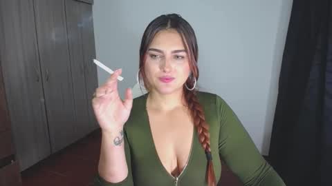 Nina  online show from December 2024 12:00:02 AM