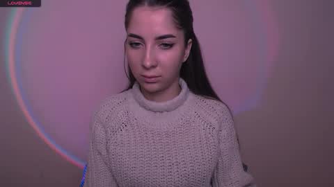 Olivia online show from November 2025 08:28:01 AM