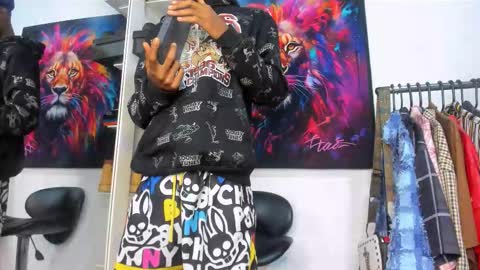 Kevin  online show from October 2025 11:20:02 AM