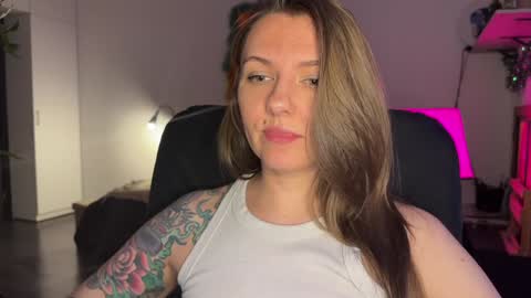  HADLY today day-off see u online 0112  online show from December 2024 05:29:02 PM