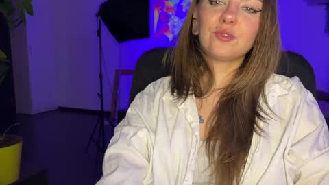  HADLY today day-off see u online 0112  online show from January 2025 05:56:02 PM