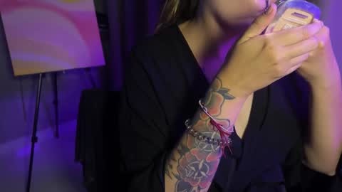  HADLY today day-off see u online 0112  online show from November 2025 01:55:01 PM