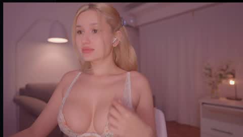 Eva online show from May 2026 11:25:02 PM