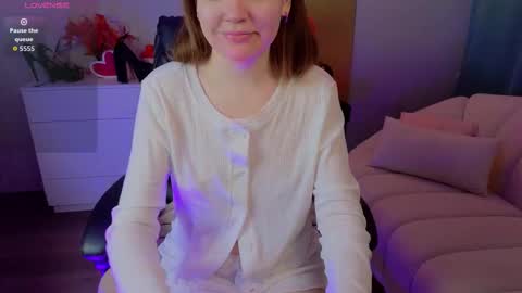 Snapshot of _r_i_n_a_ chatting on February 2026 01:13:01 AM Rina online show from February 2026 01:13:01 AM