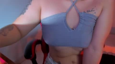 Stefany online show from September 2025 05:31:01 AM