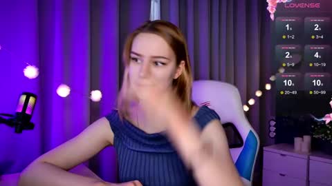 im Amy online show from March 2025 05:44:01 AM