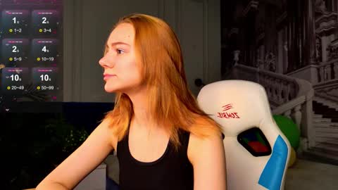 im Amy online show from October 2025 06:00:01 AM