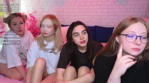 Merlizz Eva Jane Mila Nicole  left to right  online show from March 2025 11:49:01 PM