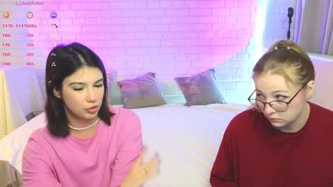 Merlizz Eva Jane Mila Nicole  left to right  online show from November 2025 08:14:02 AM