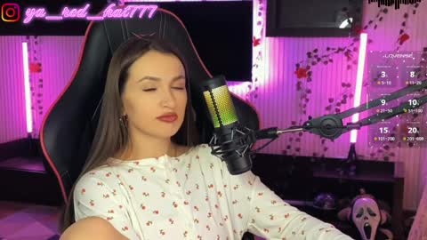 -RED HAT- online show from April 2026 06:15:01 PM