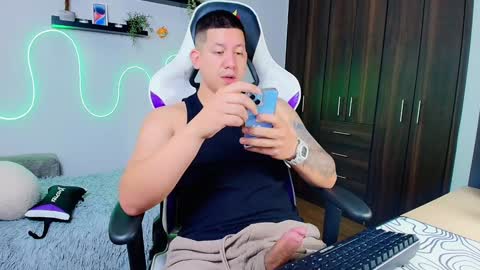 Roberto online show from January 2025 03:14:02 PM