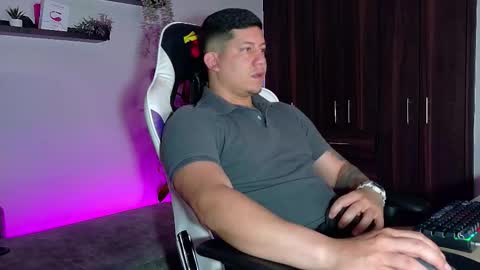 Roberto online show from December 2025 11:39:02 AM