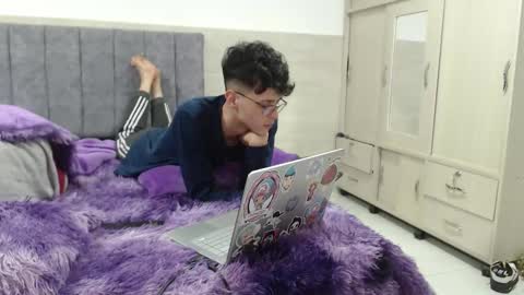 _ruby_red online show from November 2025 04:25:01 PM