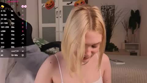 Eve online show from October 2025 04:03:02 PM