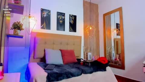 SAMANTHA FOX online show from September 2025 11:59:02 AM