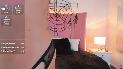 Samara online show from October 2025 09:08:02 PM