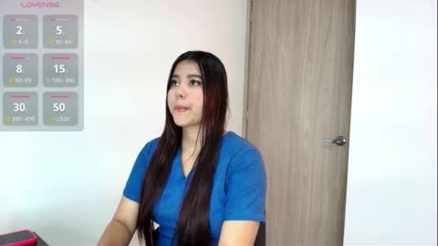 SAMARA SMITH  online show from October 2025 11:54:01 AM