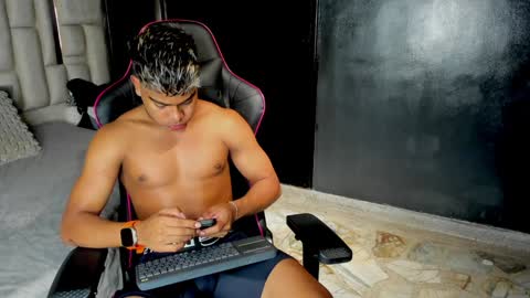 _sammy_ice online show from January 2025 12:46:02 AM