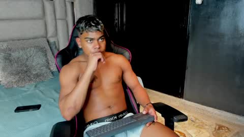 _sammy_ice online show from February 2025 07:29:02 AM