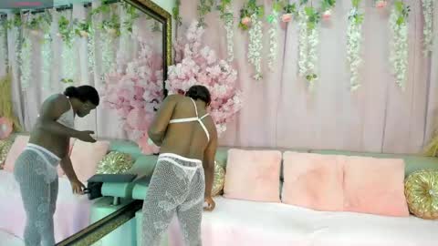 Snapshot of _samylove_ chatting on April 2026 10:57:02 AM Sammy online show from April 2026 10:57:02 AM