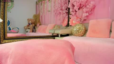 Snapshot of _samylove_ chatting on April 2026 05:30:01 PM Sammy online show from April 2026 05:30:01 PM