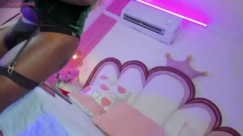 Snapshot of _samylove_ chatting on June 2026 03:25:01 AM Sammy online show from June 2026 03:25:01 AM