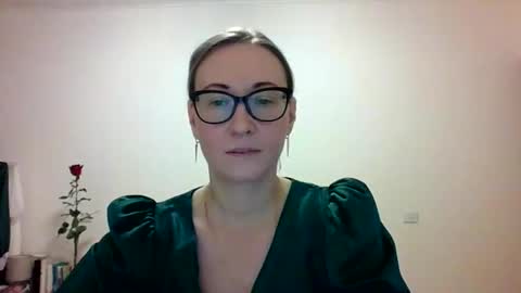 _sandyqueen__ online show from November 2025 04:17:01 PM